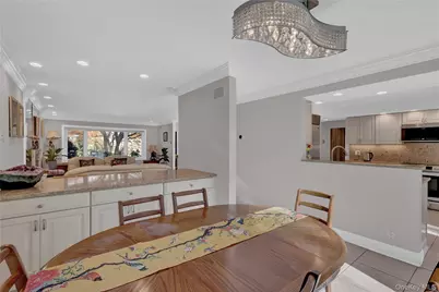 165 Tara Drive, Roslyn, NY 11576 - Photo 12