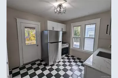 65 Academy Street #7, Poughkeepsie, NY 12601 - Photo 2