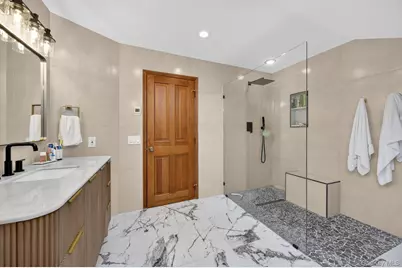 14 Oak Point Drive S, Bayville, NY 11709 - Photo 22