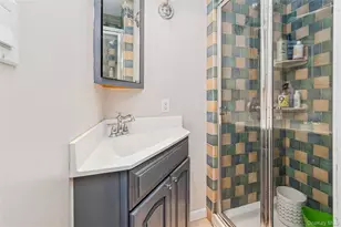 48 Elliot Dr, Hicksville, NY 11801 - Photo 26