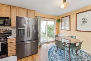 48 Elliot Dr, Hicksville, NY 11801 - Photo 22