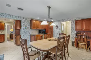 142 Cambridge Ave, Garden City, NY 11530 - Photo 12