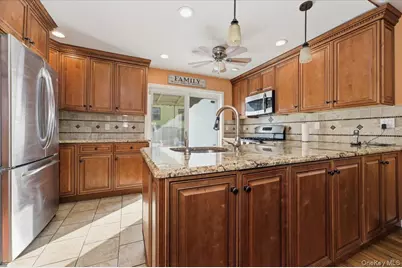 20206 33rd Avenue, Bayside, NY 11361 - Photo 6