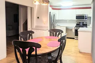 94 Walter Ct, Commack, NY 11725 - Photo 2