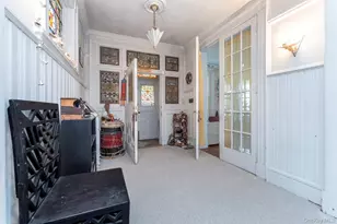 156 Hunter St, Kingston, NY 12401 - Photo 6