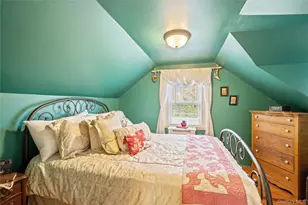 126 Oakland Ave, West Hempstead, NY 11552 - Photo 24