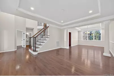 65 Fenton Way, Hopewell Junction, NY 12533 - Photo 4