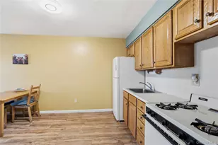 137-16 88th St, Ozone Park, NY 11417 - Photo 8