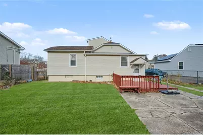 74 Nassau Street, Islip Terrace, NY 11752 - Photo 32