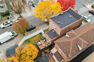 1352 Hollywood Ave, Bronx, NY 10461 - Photo 4