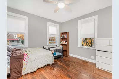 1352 Hollywood Avenue, Bronx, NY 10461 - Photo 10