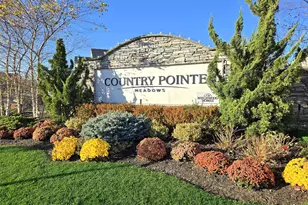 137 Grace Hall Ln, Yaphank, NY 11980 - Photo 2