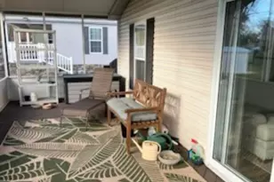 1661 Old Country Rd, Riverhead, NY 11901 - Photo 6