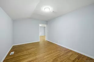 10 Woodland Ln, Huntington, NY 11743 - Photo 10