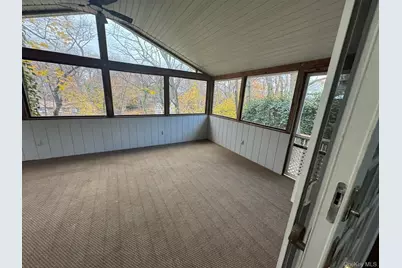 10 Woodland Lane, Huntington, NY 11743 - Photo 22