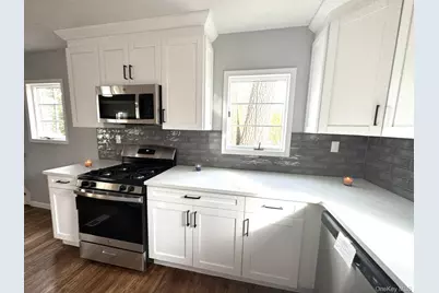 10 Woodland Lane, Huntington, NY 11743 - Photo 8