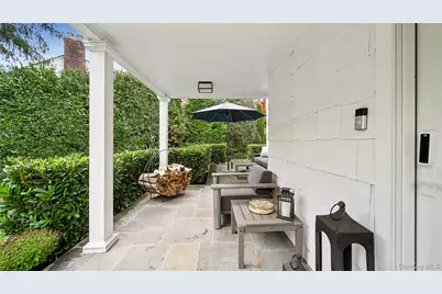 305 Nassau Avenue, Manhasset, NY 11030 - Photo 24