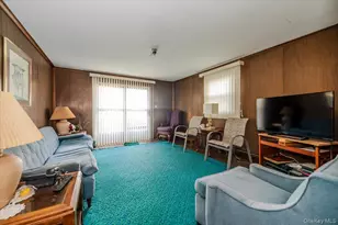 212 Lakeview Ave, Malverne, NY 11565 - Photo 10