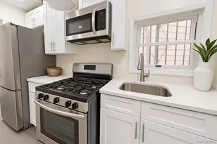 344 Logan St, Brooklyn, NY 11208 - Photo 2
