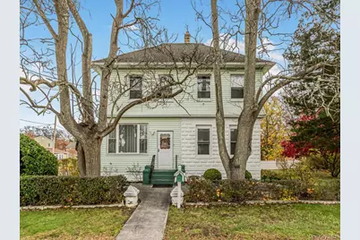 90 Meucci Avenue, Copiague, NY 11726 - Photo 1