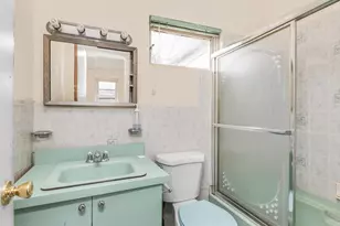 90 Meucci Ave, Copiague, NY 11726 - Photo 16