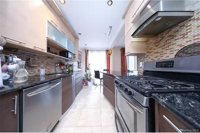 2415 E 27th Street, Brooklyn, NY 11235 - Photo 6