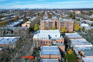 2415 E 27th St, Brooklyn, NY 11235 - Photo 36