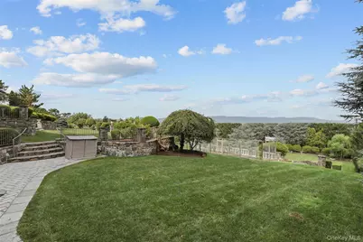 43 Matthiessen Park N, Irvington, NY 10533 - Photo 18