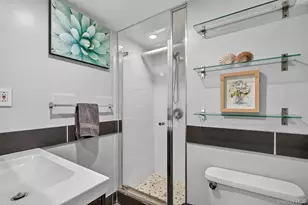 19-56 81st St, East Elmhurst, NY 11370 - Photo 28