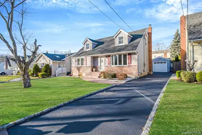 44 Clark Street, Huntington, NY 11743 - Photo 4