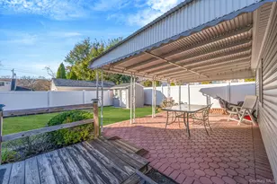 44 Clark St, Huntington, NY 11743 - Photo 6