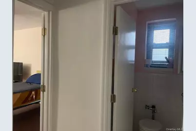 73-45 210 Street #1C, Oakland Gardens, NY 11364 - Photo 6