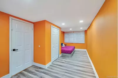 15 Drake Avenue, Bellport, NY 11713 - Photo 16