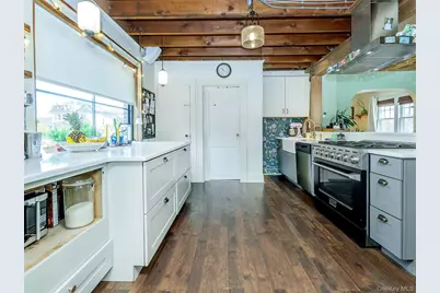 7 Cherry Street, Glen Head, NY 11545 - Photo 14