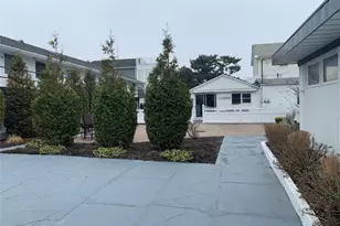 20 Wyoming Ave, Long Beach, NY 11561 - Photo 2