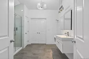 42 Highfield Ln, Roslyn Heights, NY 11577 - Photo 16