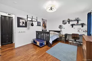 42 Highfield Ln, Roslyn Heights, NY 11577 - Photo 20