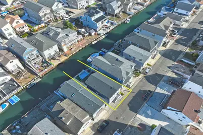 116 Beach Avenue, Bellmore, NY 11710 - Photo 30