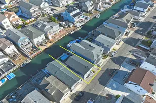 116 Beach Ave, Bellmore, NY 11710 - Photo 30