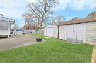 1 Jamar Ln, Ronkonkoma, NY 11779 - Photo 4