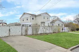 1 Jamar Ln, Ronkonkoma, NY 11779 - Photo 2