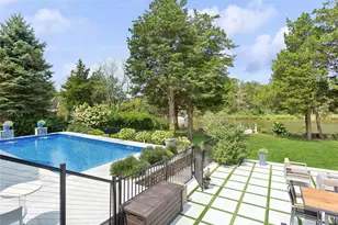 425 Cedar Point Dr E, Southold, NY 11971 - Photo 32