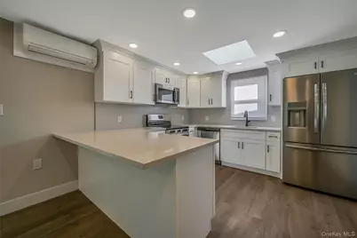 23 Limetree Drive, Manorville, NY 11949 - Photo 6