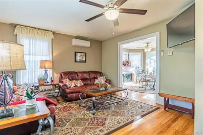 195 Hooker Avenue, Poughkeepsie, NY 12603 - Photo 12