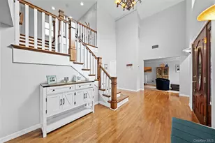 625 Edgewater Rd, Oakdale, NY 11769 - Photo 20