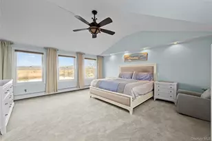 625 Edgewater Rd, Oakdale, NY 11769 - Photo 32