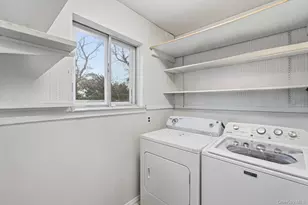 11 Val Ct, Holbrook, NY 11741 - Photo 10