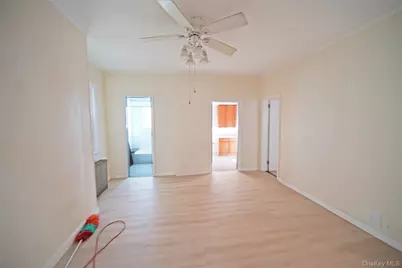 45 Linden St, Yonkers, NY 10701 - Photo 8