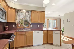 11 Vermont Ave, Port Jefferson Station, NY 11776 - Photo 14