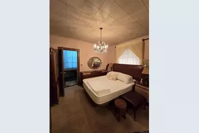 10330 102nd Street, Ozone Park, NY 11417 - Photo 6